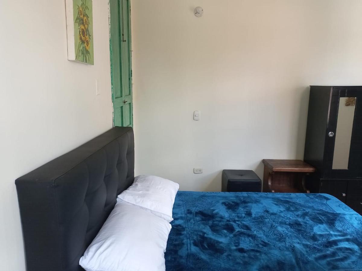 Mochileros Viajeros Pansiyon Bogotá Dış mekan fotoğraf